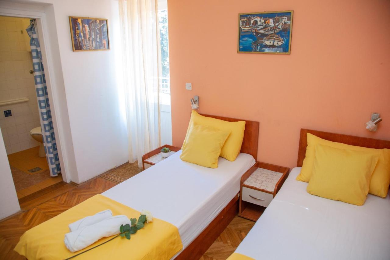 Royal Rooms Novalja Exterior photo