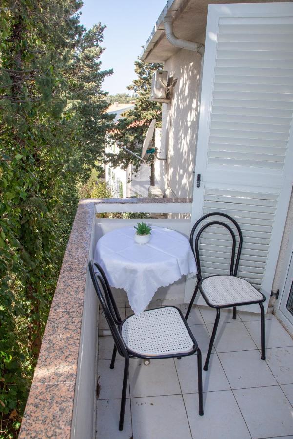 Royal Rooms Novalja Exterior photo